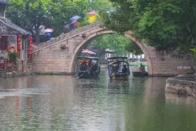 【探索】在长三角的石桥边、雨巷中、长廊下，静待秋意浓~~图片