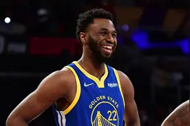 维金斯：今年我们绝对是总冠军级别的球队图片