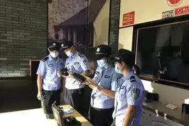 戴上“眼镜”就能验毒！禁毒民警现场查毒再添高科技“神器”图片