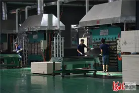 文安县左各庄镇全力打造人造板产业“两高”发展聚集区图片