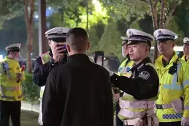 五大曝光丨父亲酒后骑摩托接女儿被查——交警竟"开后门"...图片