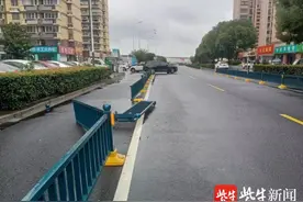 撞坏护栏可以不用管？错！撞坏护栏驶离现场仍然算肇事逃逸图片