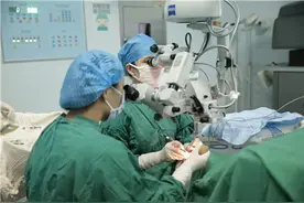 他们惊讶白内障手术住院仅一天，真的吗？图片