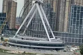 一在建120米高摩天轮倒塌，周边群众：先听到几声巨响图片