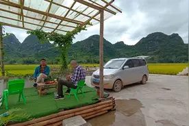 大叔借钱买车带患癌老友旅行后续｜一路不只“兄弟情”，还收获美景和感动图片