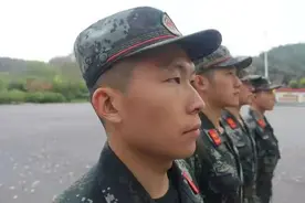熄灯号丨一名直招士官的心声图片