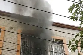 点赞！冲入火海救出6人的两位教师找到了图片
