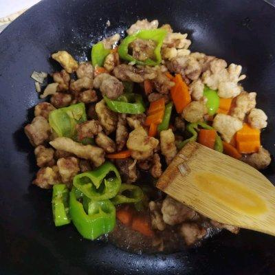 每次做这道超级好吃溜肉段，隔壁小孩都会来敲门