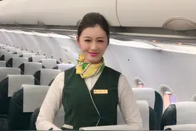 空姐不穿套裙改穿长裤？国内各大航司：暂无相关制服改革计划图片