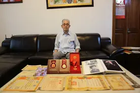 零下40度用胸膛捂热冻土豆！闵行老战士回忆长津湖战役……图片