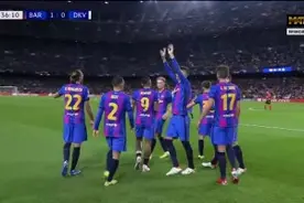 欧冠-皮克破门法蒂失良机 巴萨1-0基辅取欧冠首球首胜图片