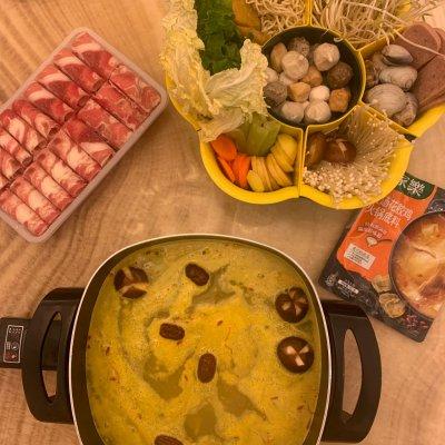 花胶墨鱼香菇鸡汤的做法大全 花胶墨鱼炖鸡的做法