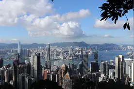 国务院任命何珮珊为香港特别行政区海关关长图片