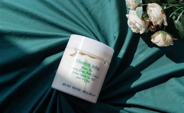 绿茶香味的身体乳图片