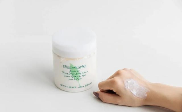 绿茶香味的身体乳图片