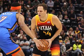 博扬22分戈贝尔16+21 爵士轻取雷霆图片