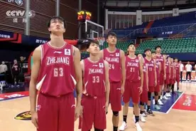 朱旭航8个三分球砍下31分手感火热，无奈浙江稠州金租男篮不敌广东图片