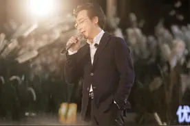 《时光音乐会》温暖首播，廖昌永：歌手没有小舞台图片