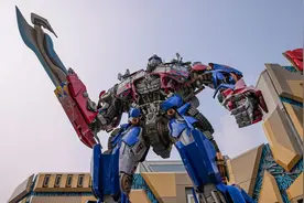 威震天火出圈了！环球影城的外溢效应有多强？| 新京智库图片