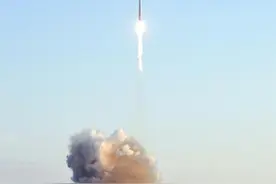 韩国首枚完全自主运载火箭未能将卫星送入预定轨道图片