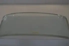 连击三枪也没穿透！这块玻璃的性能竟然这样强？图片