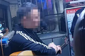为博寿星一笑，驻唱歌手酒驾赴宴被查图片