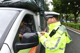 酒驾醉驾、超速、闯红灯……南宁交警严查这些交通违法行为图片