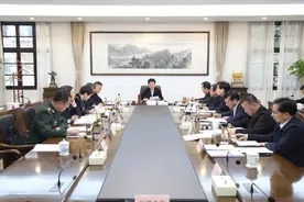 不断发展全过程人民民主的富阳实践图片