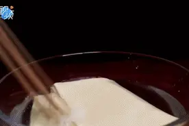 Hi视频丨豆皮泡泡脆：香酥可口，好吃停不下来图片