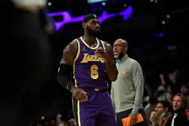 詹姆斯谈戴维斯霍华德冲突：真男人会化解冲突图片