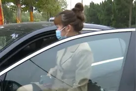 花85万买旧奔驰，不验车就付款，车主称不懂车却熟门熟路，真相？图片