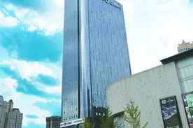 扎根本土、护航实体 达州银行荣获“年度支持地方经济发展奖”图片