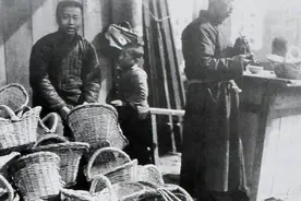 被东北土匪绑票啥体验？每天窝头萝卜条，一晒太阳虱子哗哗往下掉图片