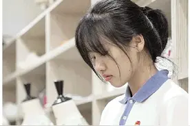 职校女孩设计衣服获国赛大奖 引爆微博近9000万阅读量图片