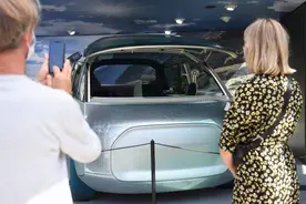 彰显现代感？宝马邀请汉斯·季默为新款电动车打造个性配音图片