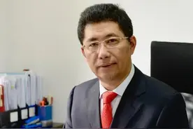 这三位校领导又有了新头衔图片