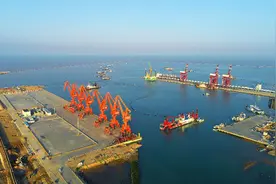 江苏滨海：以“燃”的状态抓重大项目促向海发展图片