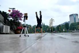半月谈丨想拍短视频致富？小心培训陷阱图片