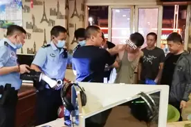 “就是他！”画像专家6个多小时绘出嫌疑人面部画像，办案民警最终将其抓获图片