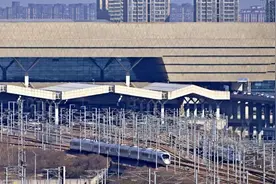 买一张票，可以乘坐当日区间内任意车次图片