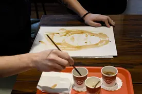 阿尔巴尼亚画家用咖啡画像图片