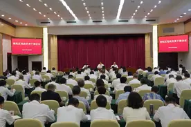 上任后的第一个月，新任普陀区委书记都去了哪？图片