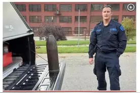 在家发现一枚炮弹，打开一看发财了图片