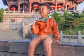 太仙了！雪糕之后，黄鹤楼再出一款美食，还会发光变色图片