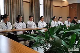 上海健康医学院与中山医院启动全科医学生临床培养图片
