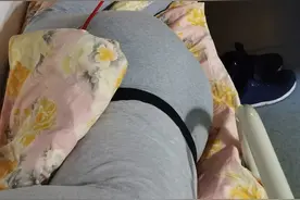 泪了慕了！这张“陪床”照刷屏图片