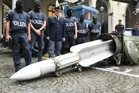 虚惊一场！外媒：意大利警方查获中程空空导弹两年后，确认是件“收藏品”图片