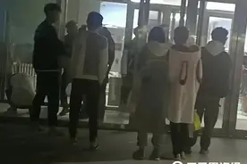 山西中医药大学通报一新生进女浴室偷窥，当场抓获，开除学籍图片