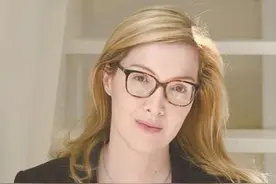 戴高乐将军曾孙女：“使中法关系变得强大的，是长期持续的发展和更新”图片