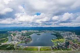 沃野天府心，一方公园城：四川天府新区成长记图片